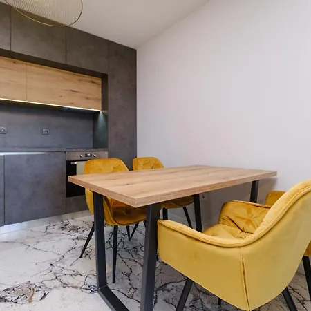 Lauta Forest 1-bedroom Apartment